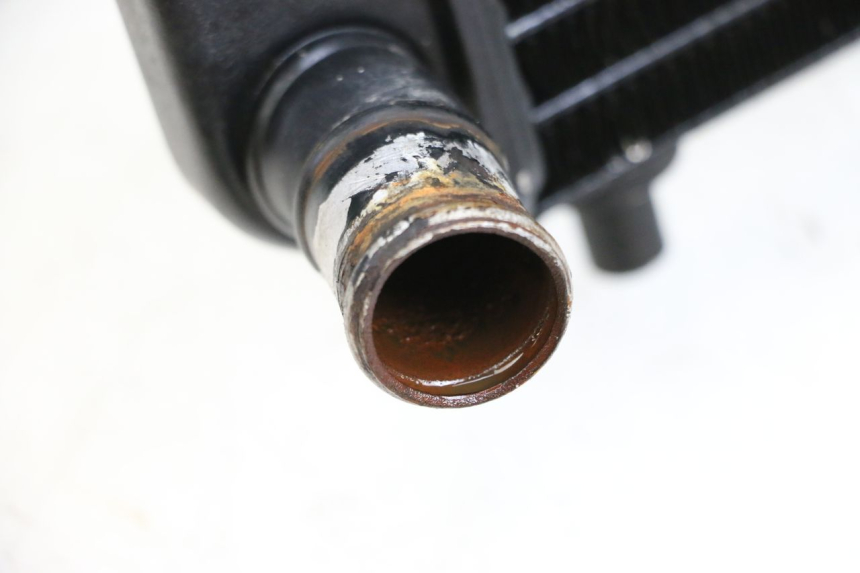 photo de CHŁODNICA KAWASAKI GPZ RX 1000 (1986 - 1988) - Zoom stanu zużycia