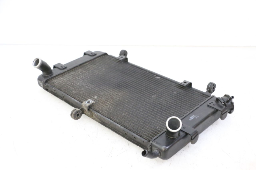 photo de CHŁODNICA SUZUKI GSR 750 (2011 - 2017) - Zbliżenie techniczne