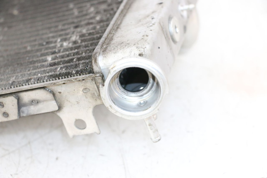 photo de CHŁODNICA SUZUKI GSXR GSX-R 1000 (2003 - 2004) - Zbliżenie techniczne