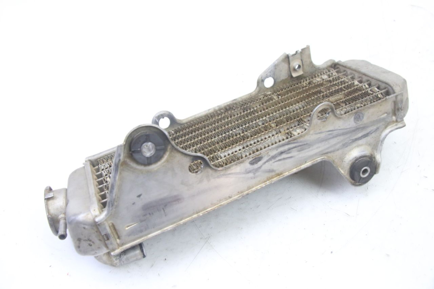 photo de CHŁODNICA HONDA CR 85 (2003 - 2007) - Zbliżenie techniczne