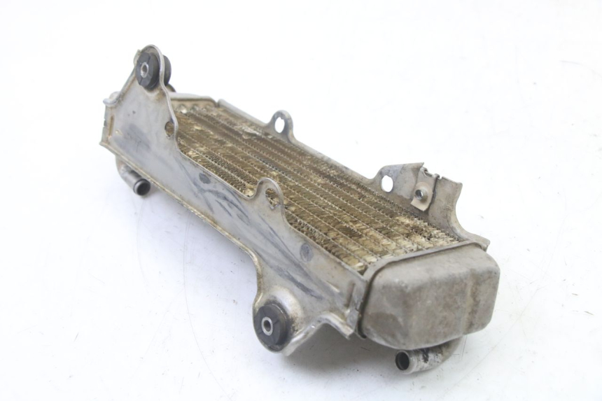 photo de CHŁODNICA HONDA CR 85 (2003 - 2007) - Stan powierzchni