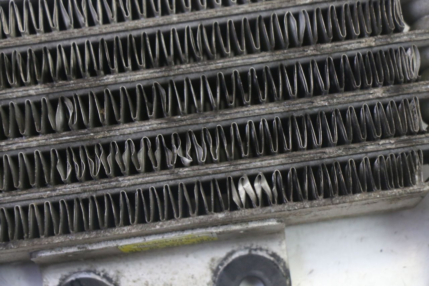 photo de CHŁODNICA OLEJU HYOSUNG GV AQUILA 125 (2000 - 2009) - Zoom stanu zużycia