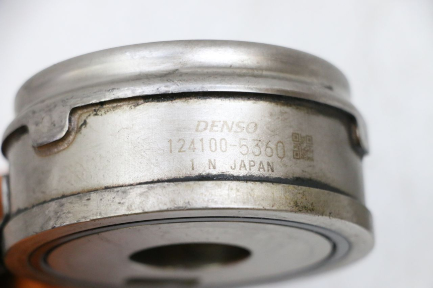 photo de CHŁODNICA OLEJU SUZUKI BURGMAN EXECUTIVE ABS 650 (2006 - 2012) - Szczegół części