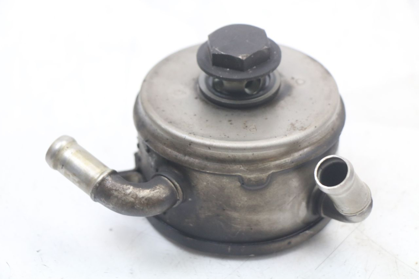 photo de CHŁODNICA OLEJU YAMAHA FZ1 FAZER 1000 (2007 - 2009) - Zoom stanu zużycia