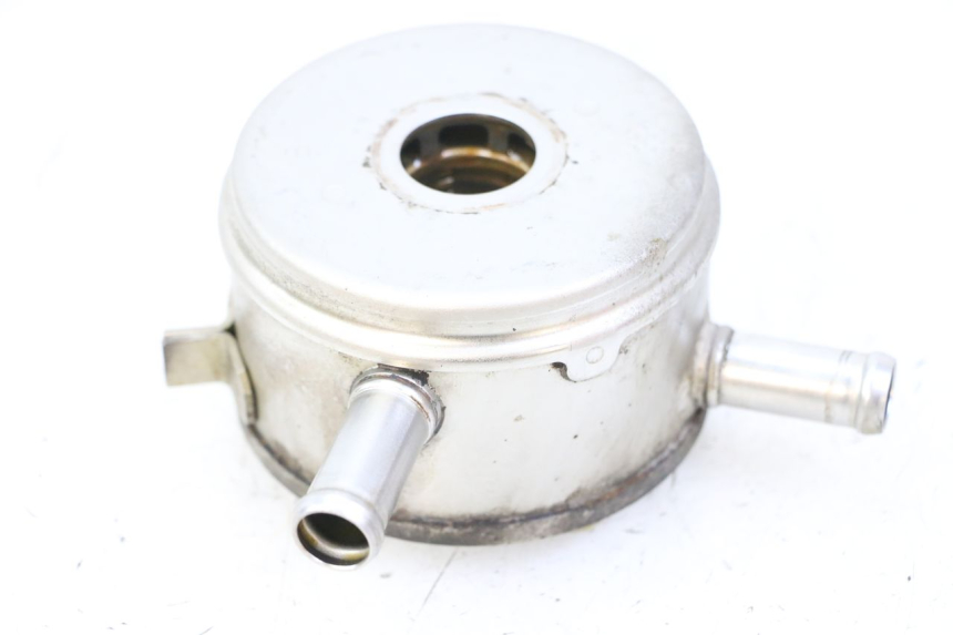 photo de CHŁODNICA OLEJU YAMAHA FZ6 FAZER S2 600 (2007 - 2011) - Zbliżenie techniczne