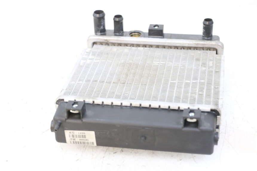 photo de CHŁODNICA KYMCO GRAND DINK 125 (2008 - 2014) - Zbliżenie techniczne