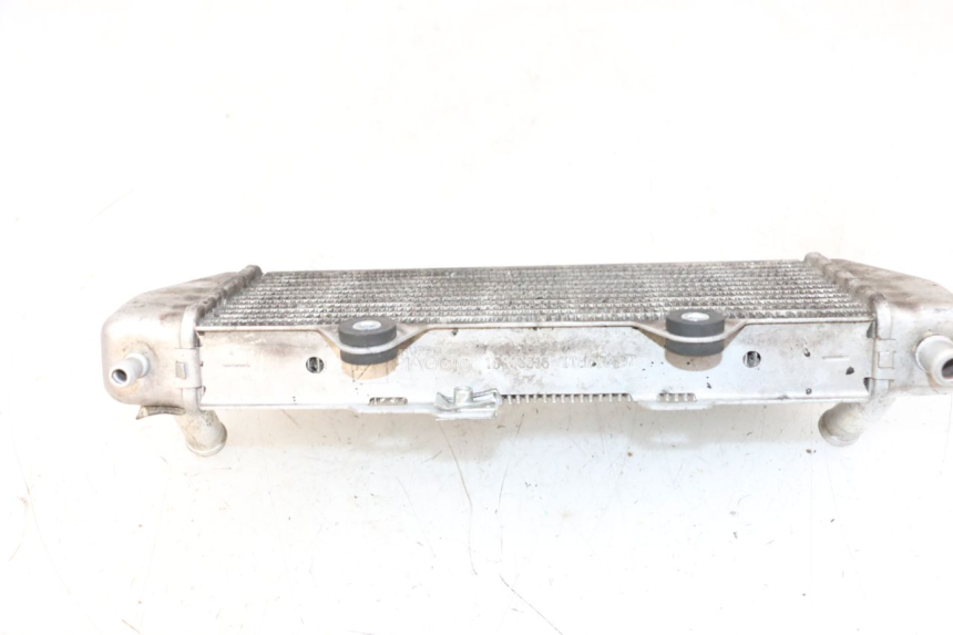 photo de CHŁODNICA PIAGGIO MP3 HPE 300 (2019 - 2026) - Punkty mocowania