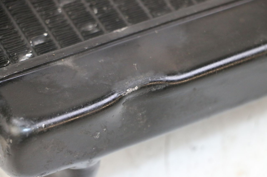 photo de CHŁODNICA PIAGGIO MP3 LT 400 (2007 - 2012) - Zbliżenie techniczne