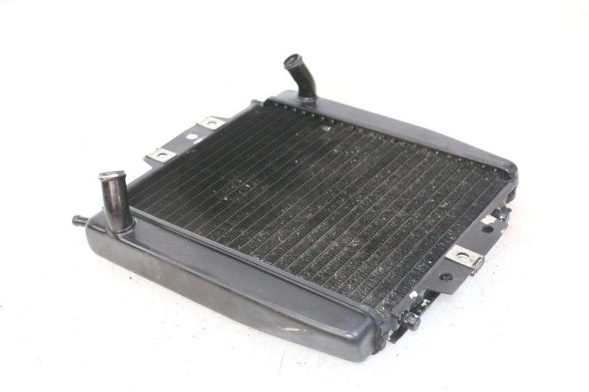 photo de CHŁODNICA PIAGGIO MP3 LT 400 (2007 - 2012) - Punkty mocowania