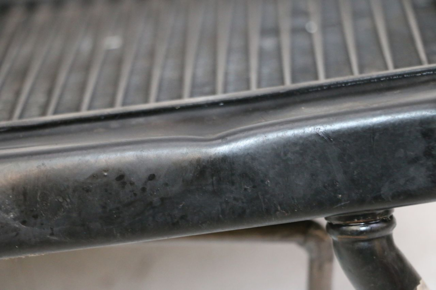 photo de CHŁODNICA PIAGGIO MP3 LT 300 (2010 - 2016) - Zbliżenie techniczne