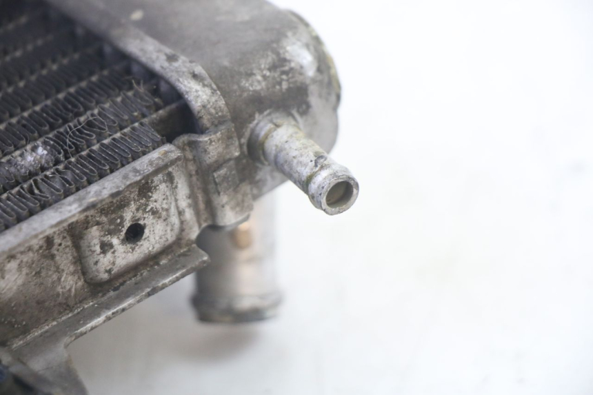 photo de CHŁODNICA PIAGGIO MP3 125 (2006 - 2014) - Oznaczenia i referencje