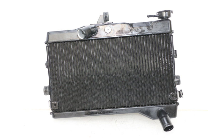 photo de CHŁODNICA YAMAHA MT-07 MT07 ABS 700 (2018 - 2020) - Struktura - zbliżenie