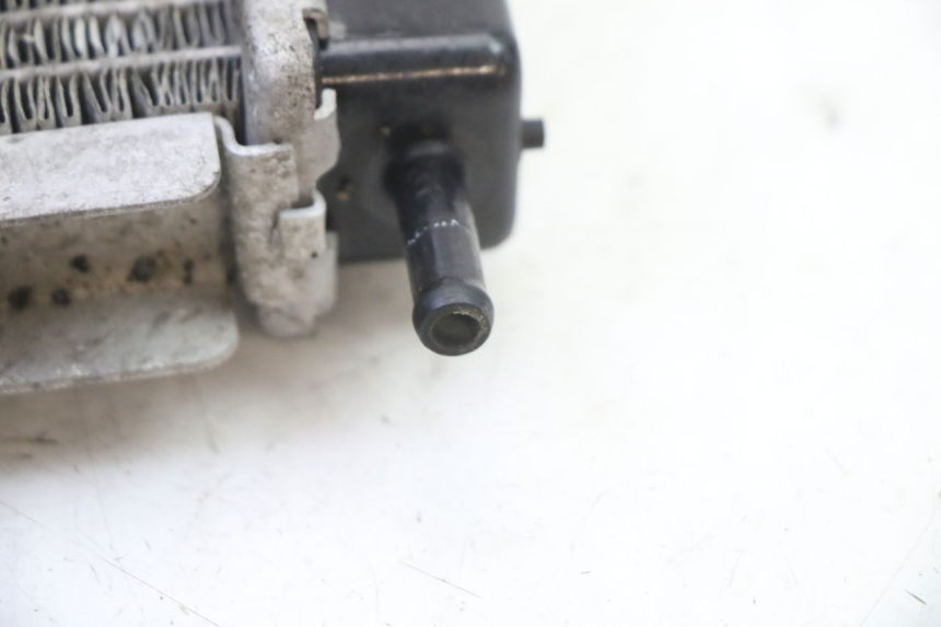 photo de CHŁODNICA PEUGEOT SATELIS 250 (2006 - 2012) - Stan powierzchni