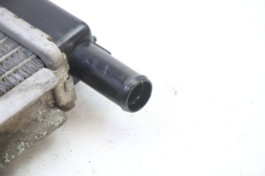 photo de CHŁODNICA PEUGEOT SATELIS 250 (2006 - 2012) - Oznaczenia i referencje