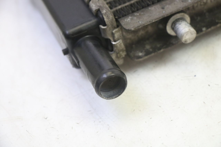 photo de CHŁODNICA PEUGEOT SATELIS 125 (2013 - 2018) - Zbliżenie techniczne