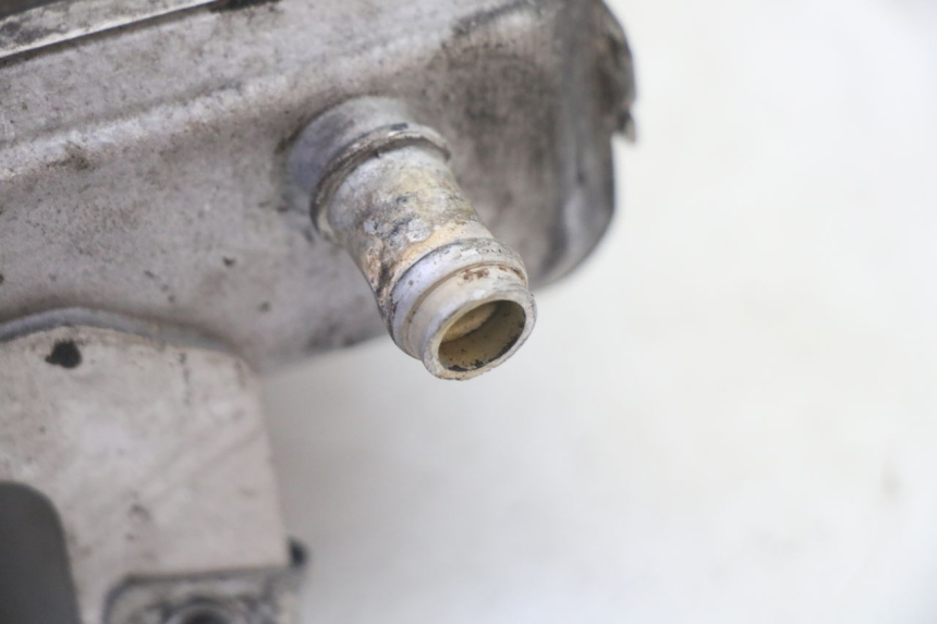 photo de CHŁODNICA APRILIA SR R 2T LC 50 (2018 - 2021) - Punkty mocowania