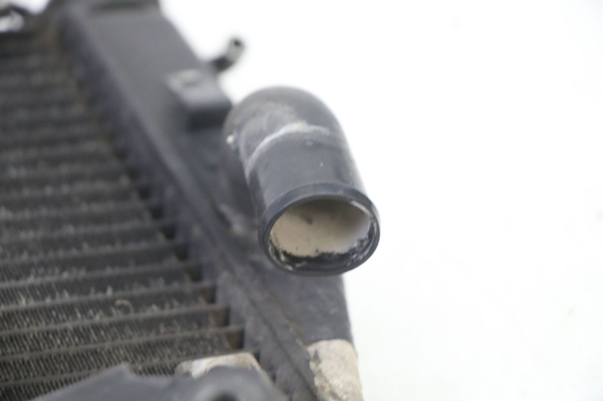 photo de CHŁODNICA HONDA ST PAN EUROPEAN 1300 (2002 - 2013) - Punkty mocowania