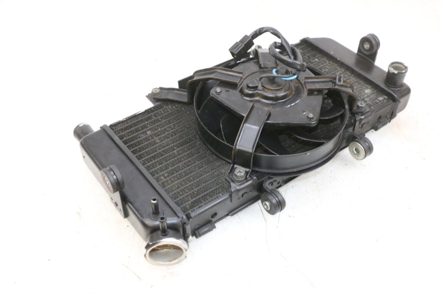 photo de CHŁODNICA YAMAHA TDM ABS 900 (2002 - 2014) - Zoom stanu zużycia