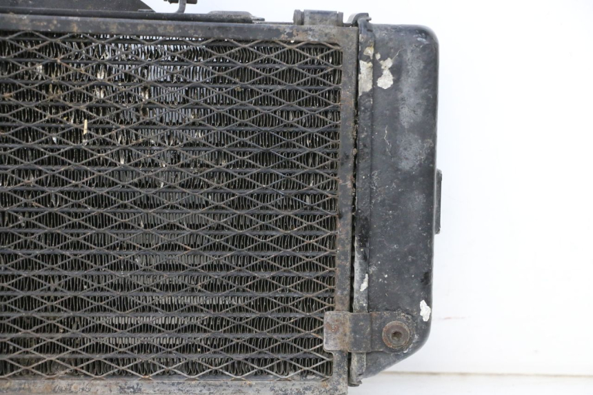 photo de CHŁODNICA YAMAHA TDM ABS 900 (2002 - 2014) - Szczegóły charakterystyczne