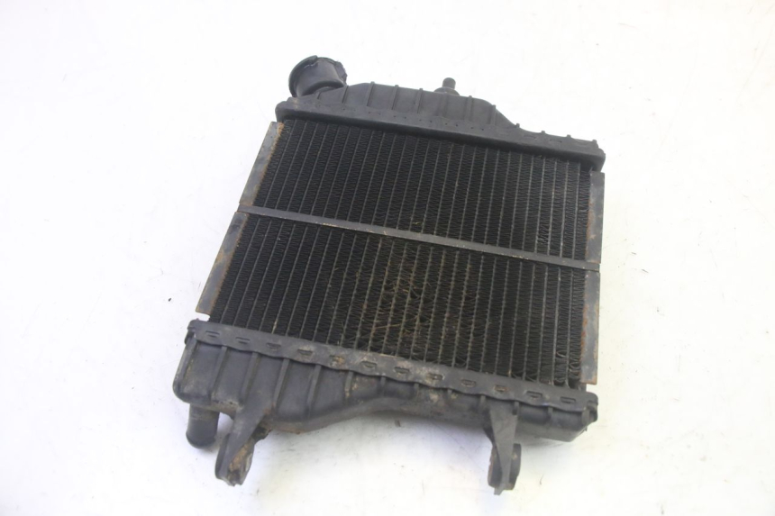 photo de CHŁODNICA YAMAHA TZR 50 (2008 - 2016) - Punkty mocowania