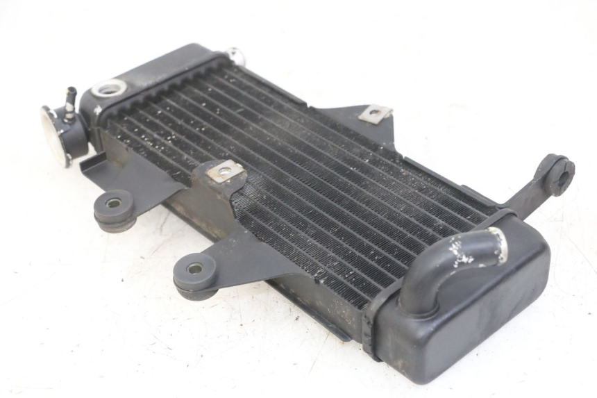 photo de CHŁODNICA HONDA XLV VARADERO 125 (2000 - 2006) - Punkty mocowania