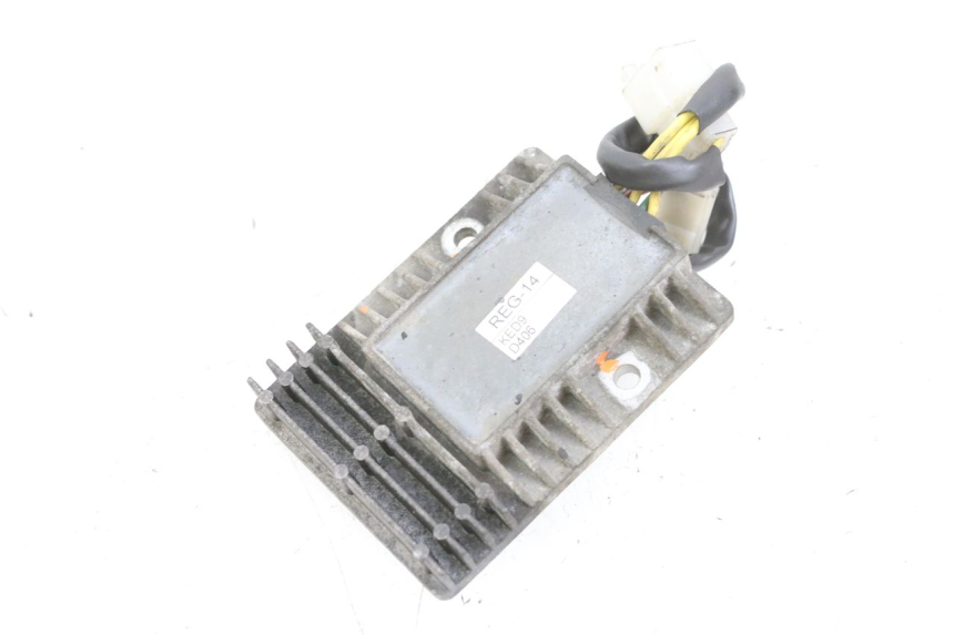 photo de REGULATOR ŁADOWANIA ADIVA AD3 300 (2014 - 2020) - Widok główny