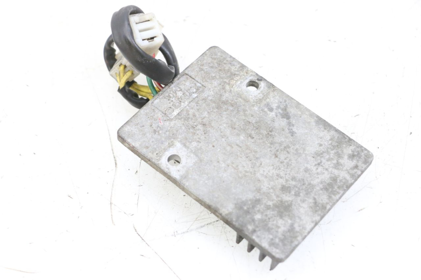 photo de REGULATOR ŁADOWANIA ADIVA AD3 300 (2014 - 2020) - Zoom stanu zużycia