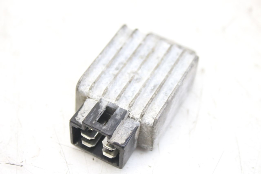 photo de REGULATOR ŁADOWANIA KYMCO AGILITY 4T 50 (2005 - 2018) - Widok główny