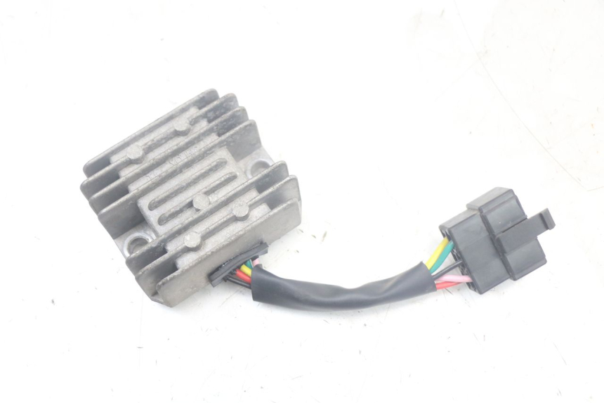 photo de REGULATOR ŁADOWANIA KYMCO AGILITY 4T 50 (2018 - 2022) - Szczegół części