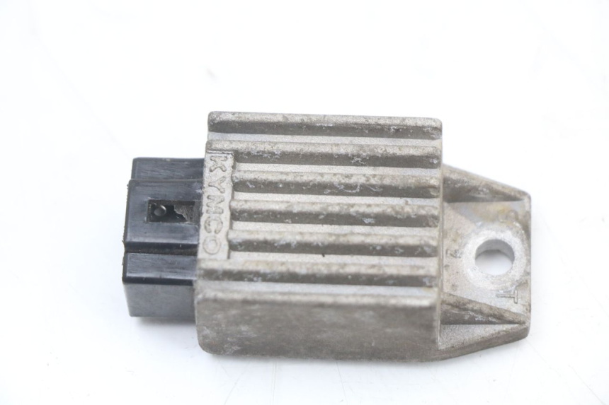 photo de REGULATOR ŁADOWANIA KYMCO AGILITY CARRY 50 (2011 - 2020) - Szczegół części