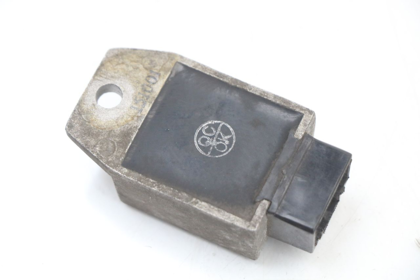 photo de REGULATOR ŁADOWANIA KYMCO AGILITY CARRY 50 (2011 - 2020) - Inny kąt widzenia