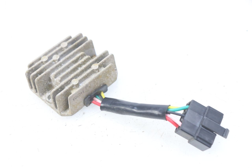 photo de REGULATOR ŁADOWANIA KYMCO AGILITY CITY 2T 50 (2008 - 2016) - Inny kąt widzenia