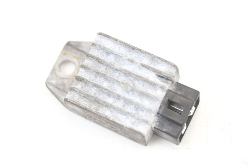 photo de REGULATOR ŁADOWANIA KYMCO AGILITY PREMIUM 50 (2007 - 2010) - Widok główny