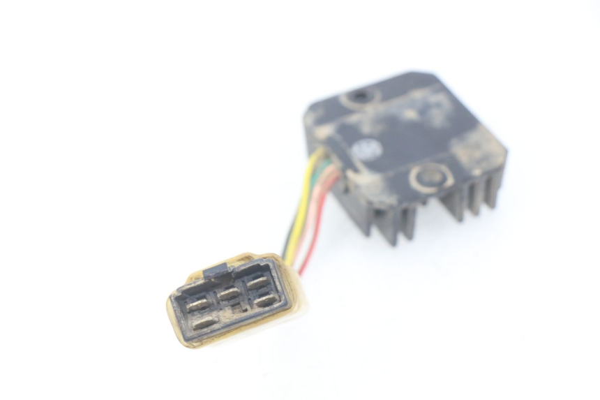 photo de REGULATOR ŁADOWANIA KYMCO AGILITY RS 2T 50 (2009 - 2013) - Szczegół części