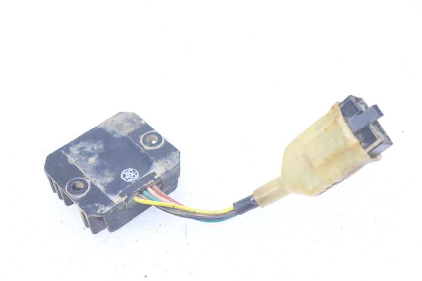 photo de REGULATOR ŁADOWANIA KYMCO AGILITY RS 2T 50 (2009 - 2013) - Zoom stanu zużycia