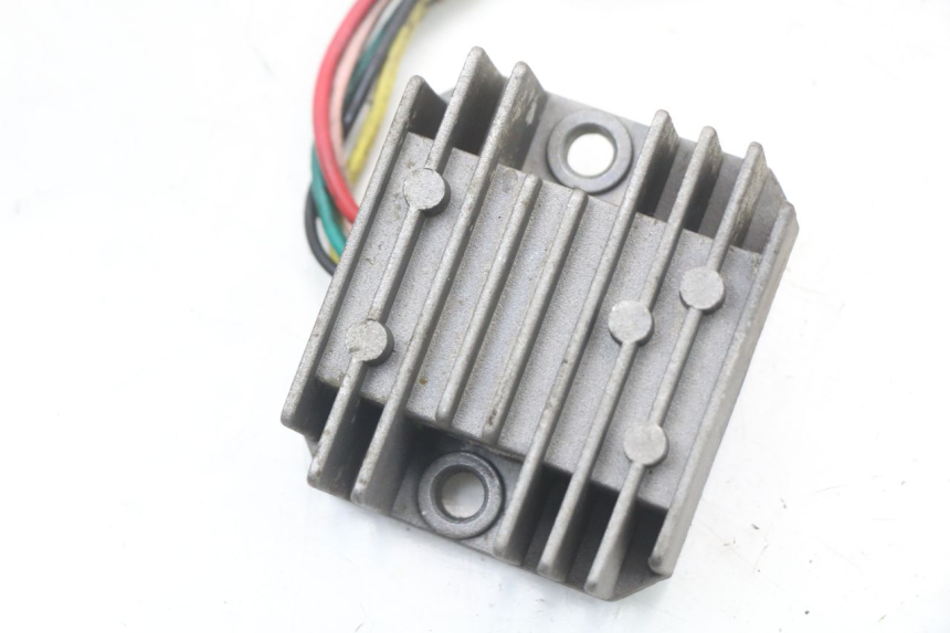 photo de REGULATOR ŁADOWANIA KYMCO AGILITY RS 4T 50 (2009 - 2013) - Szczegół części