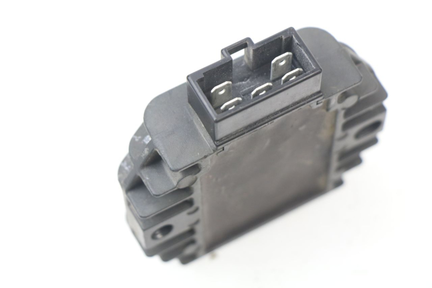 photo de REGULATOR ŁADOWANIA APRILIA ATLANTIC 125 (2003 - 2009) - Szczegół części