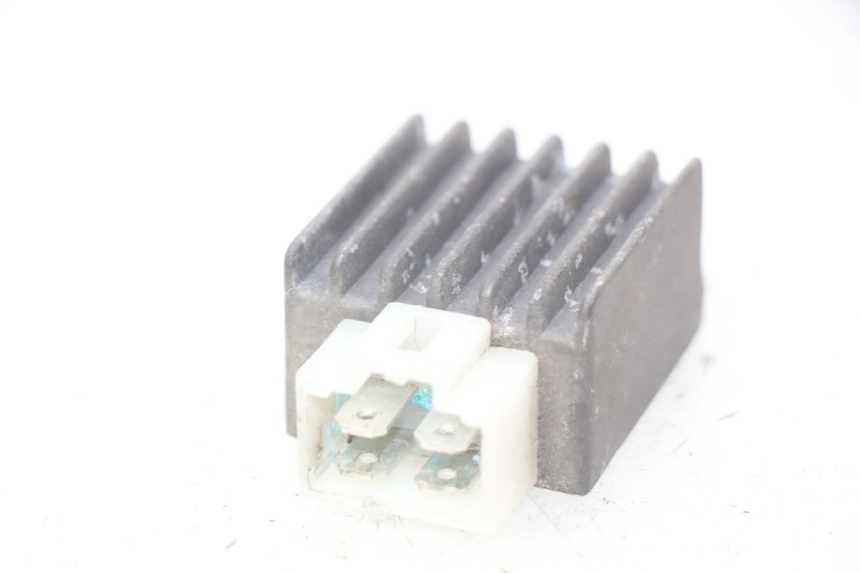 photo de REGULATOR ŁADOWANIA TAOTAO BEATBOX 2 50 (2005 - 2017) - Szczegół części