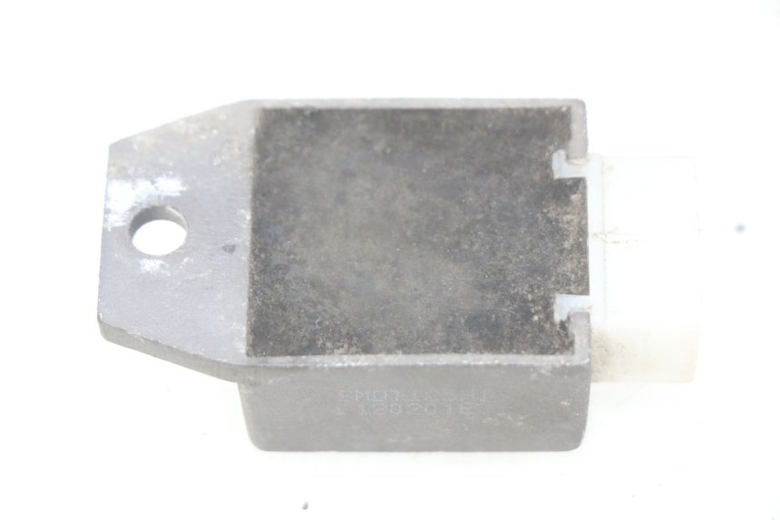 photo de REGULATOR ŁADOWANIA TAOTAO BEATBOX 2 50 (2005 - 2017) - Zoom stanu zużycia