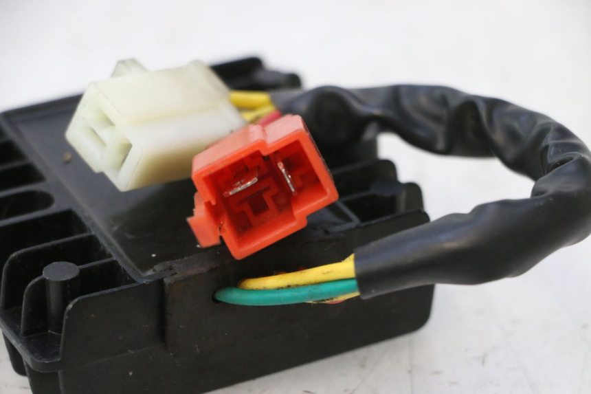 photo de REGULATOR ŁADOWANIA MASH BIBOP 2.0 50 (2021 - 2026) - Zbliżenie techniczne