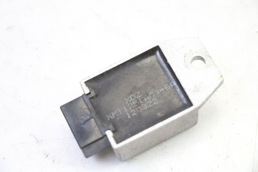 photo de REGULATOR ŁADOWANIA MASH BIBOP 2T 50 (2013 - 2018) - Inny kąt widzenia