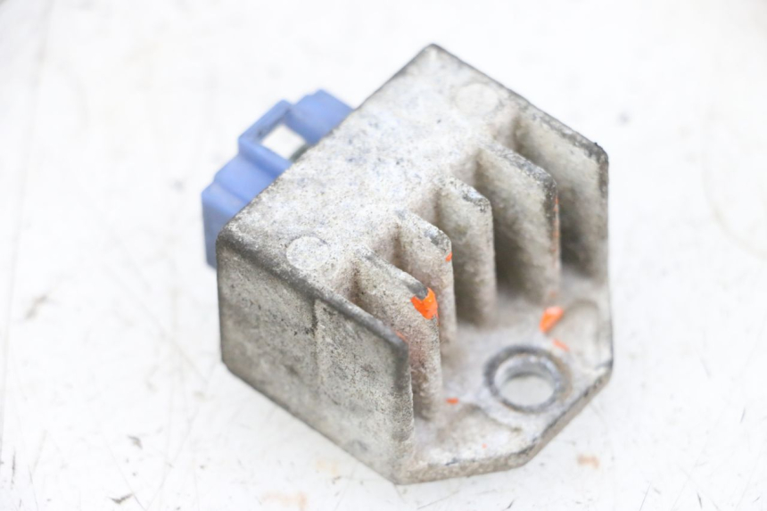 photo de REGULATOR ŁADOWANIA MBK BOOSTER SPIRIT NAKED 50 (2004 - 2017) - Widok główny