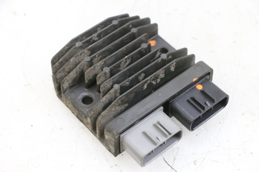 photo de REGULATOR ŁADOWANIA SUZUKI BURGMAN 650 (2013 - 2020) - Widok główny