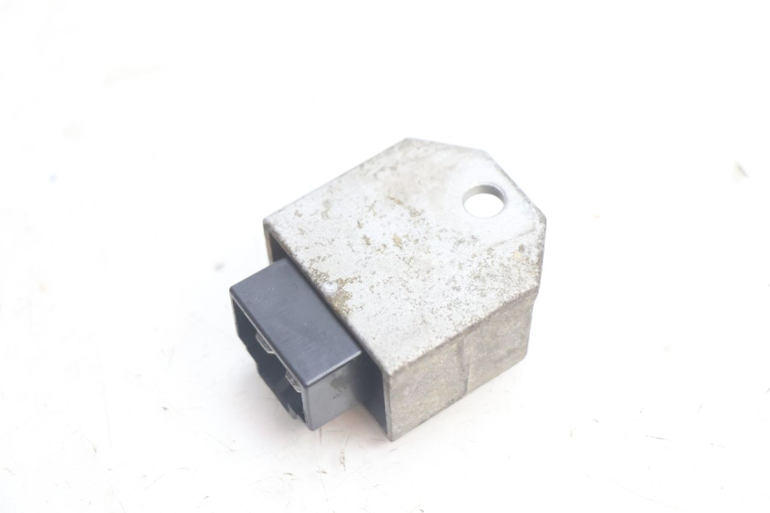 photo de REGULATOR ŁADOWANIA PEUGEOT BUXY 50 (1993 - 1998) - Inny kąt widzenia