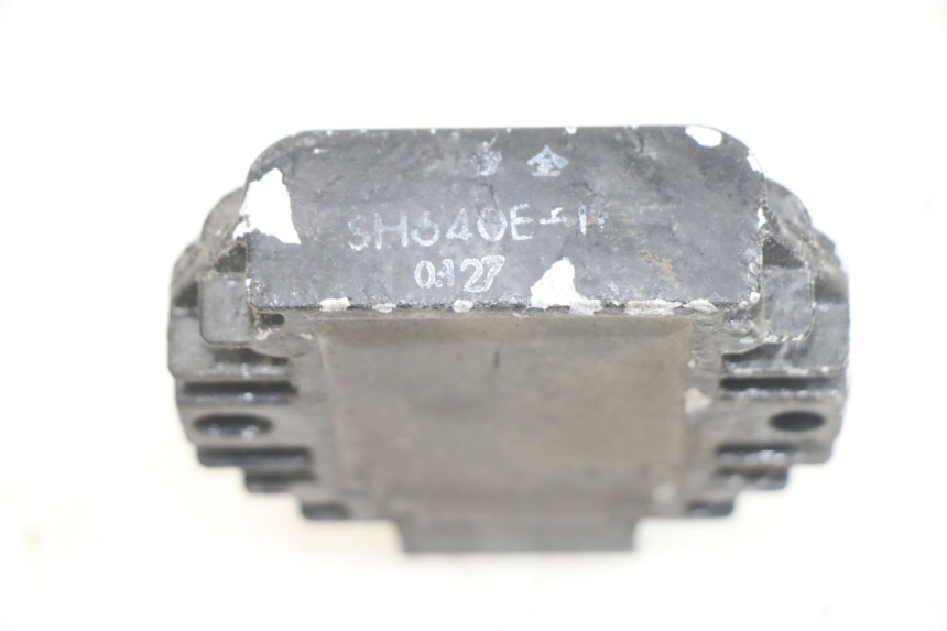 photo de REGULATOR ŁADOWANIA YAMAHA BW'S BWS 125 (2010 - 2013) - Zoom stanu zużycia