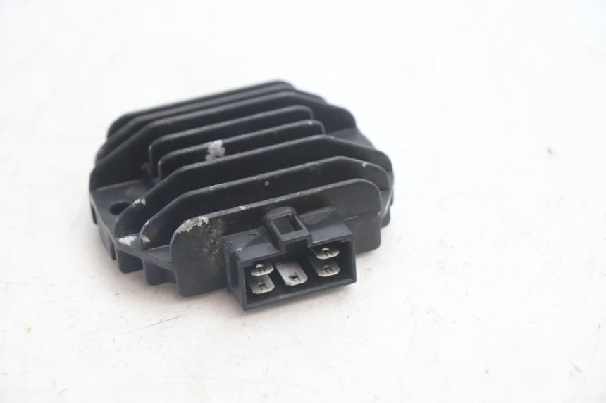 photo de REGULATOR ŁADOWANIA YAMAHA BW'S BWS 125 (2010 - 2013) - Szczegół części