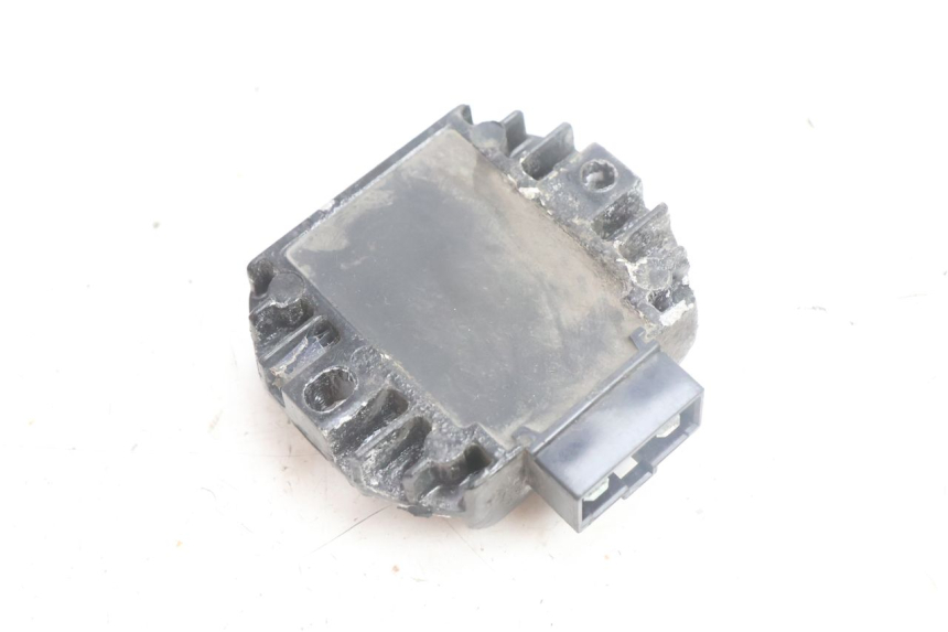 photo de REGULATOR ŁADOWANIA YAMAHA BW'S BWS 125 (2010 - 2013) - Inny kąt widzenia