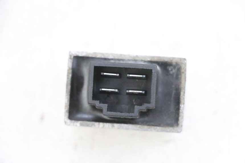 photo de REGULATOR ŁADOWANIA YAMAHA BW'S EASY 50 (2013 - 2016) - Zoom stanu zużycia