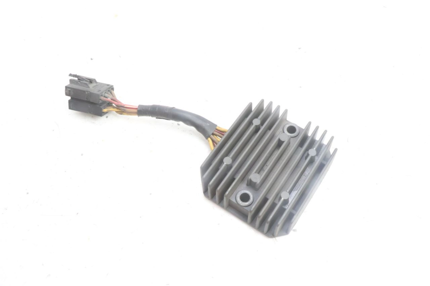 photo de REGULATOR ŁADOWANIA BMW C1 125 (2000 - 2003) - Widok główny