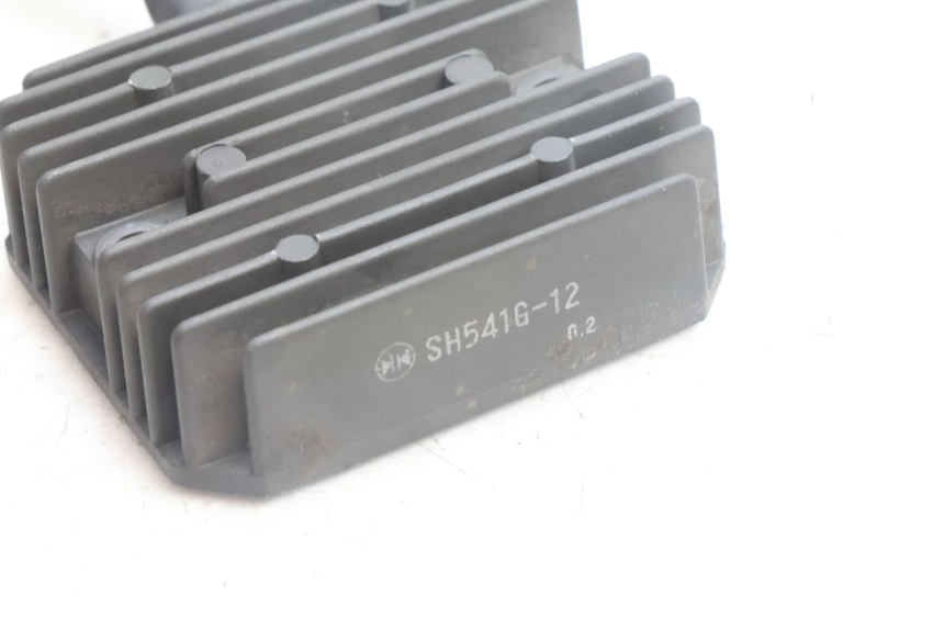 photo de REGULATOR ŁADOWANIA BMW C1 125 (2000 - 2003) - Zoom stanu zużycia